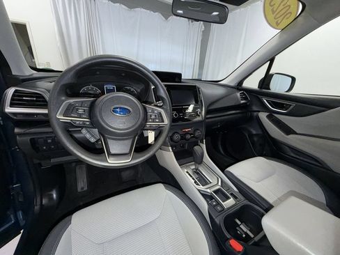 Used 2023 Subaru Forester AWD/4WD image 13