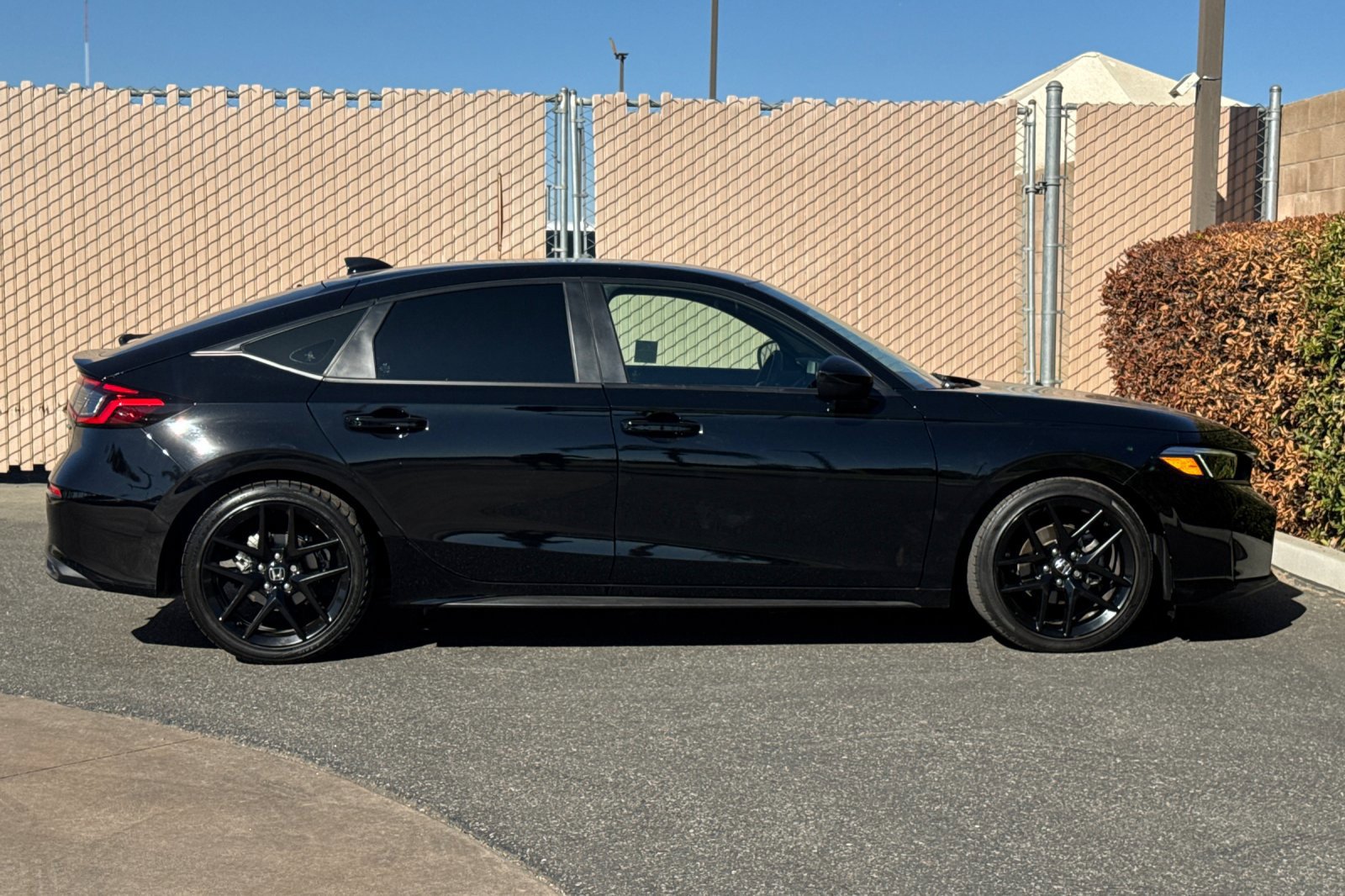Used 2025 Honda Civic Sport image 3