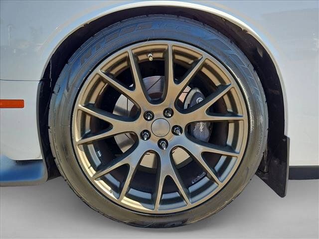 Used 2018 Dodge Challenger R/T Scat Pack w/ Leather Interior Group RWD image 21