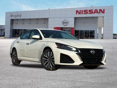 New 2025 Nissan Altima 2.5 SV
