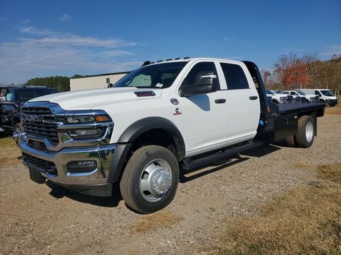 New 2025 RAM 4500 Tradesman image 3