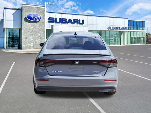 Used 2025 Honda Accord Sport image 5