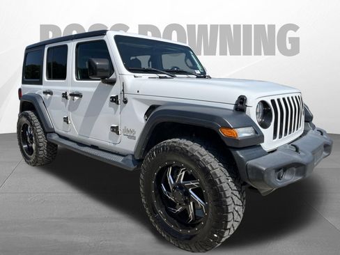 Used 2018 Jeep Wrangler Unlimited Sport S AWD/4WD image 3