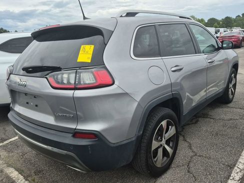 Used 2020 Jeep Cherokee Limited AWD/4WD image 5