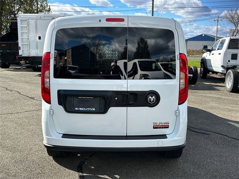 Used 2022 RAM ProMaster City Tradesman w/ Window Group 04 image 3