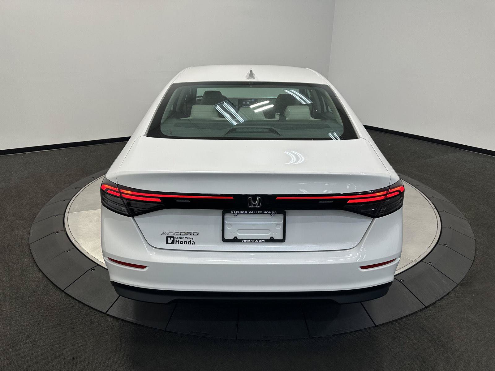 Certified 2023 Honda Accord LX image 6