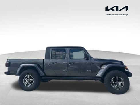 Used 2023 Jeep Gladiator Sport image 1