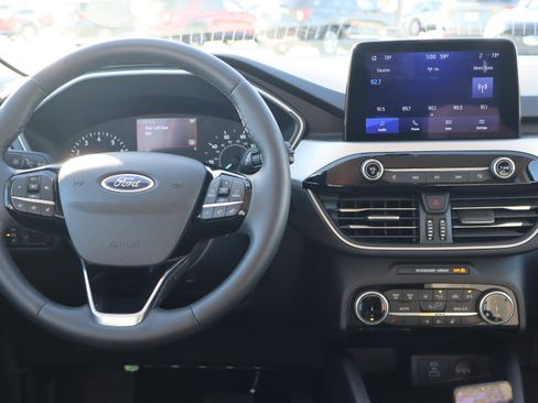 Used 2022 Ford Escape SE w/ Convenience Package image 13