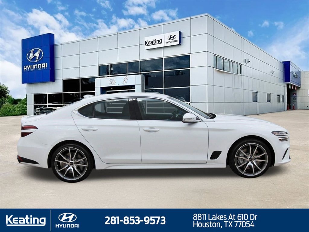 Used 2026 Genesis G70 2.5T RWD image 4