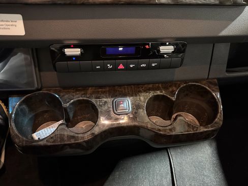 Used 2022 Mercedes-Benz Sprinter 3500 image 49