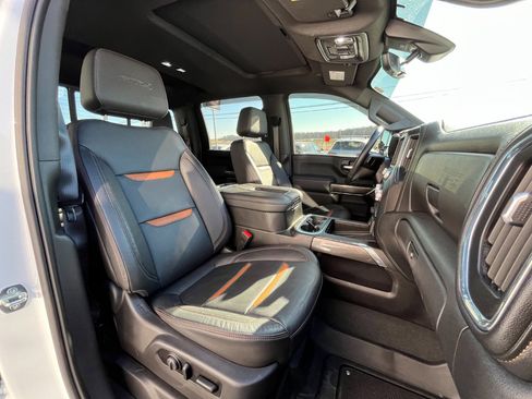 Used 2021 GMC Sierra 2500 AT4 w/ AT4 Premium Plus Package image 30