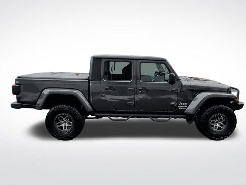 Used 2020 Jeep Gladiator Overland image 6