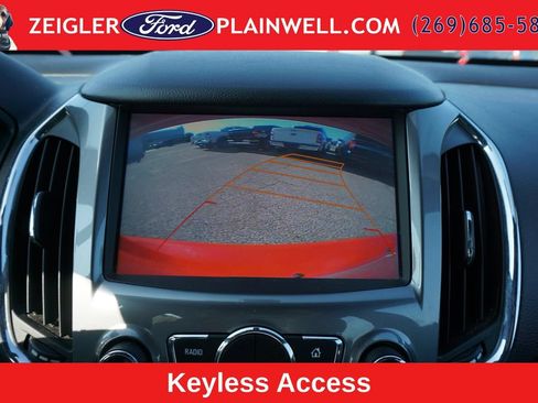 Used 2016 Chevrolet Cruze LT w/ Sun And Sound Package FWD image 17