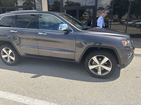 Used 2016 Jeep Grand Cherokee Limited AWD/4WD image 19