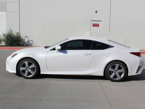 Used 2016 Lexus RC 200t image 8