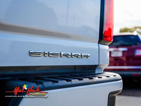 Used 2024 GMC Sierra 2500 Denali Ultimate image 8