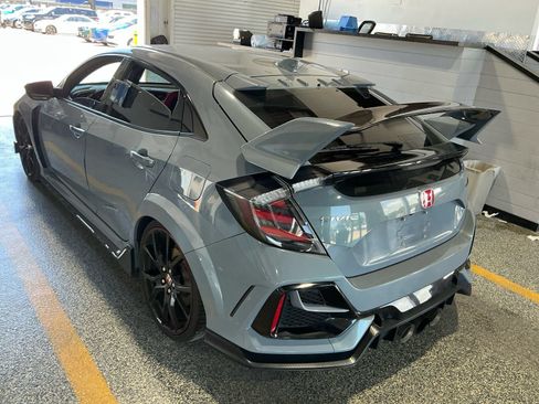 Used 2021 Honda Civic Type R image 11