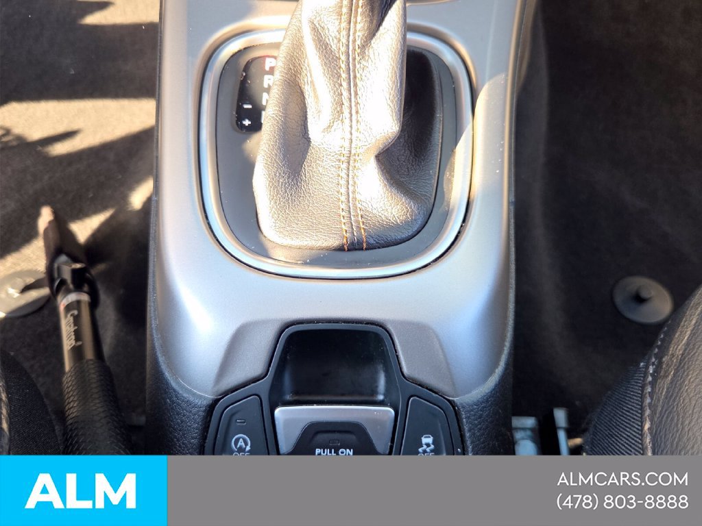 Used 2019 Jeep Compass Latitude FWD image 23