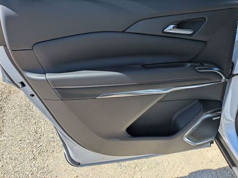 New 2026 Chevrolet Traverse Z71 image 27