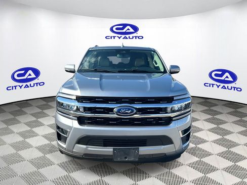 Used 2024 Ford Expedition Limited AWD/4WD image 10