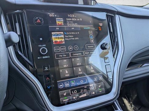 Used 2025 Subaru Outback Limited image 13