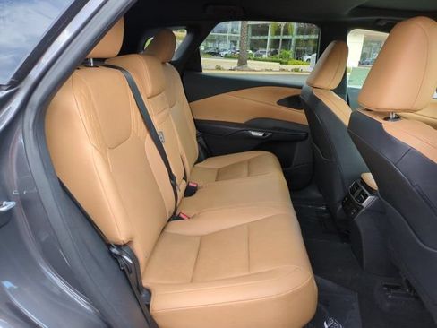 Used 2025 Lexus RX 350h w/ Convenience Package AWD/4WD image 28