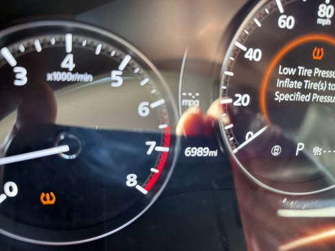 Used 2024 MAZDA CX-50 AWD 2.5 S w/ Preferred Package image 2