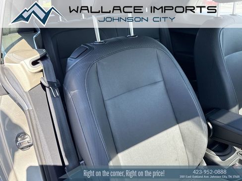 Used 2013 Volkswagen Beetle 2.5 FWD image 39