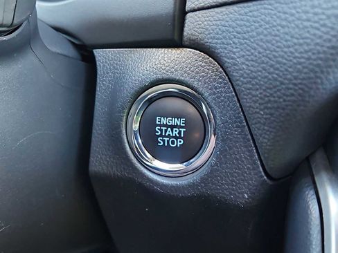 Used 2019 Toyota RAV4 XLE image 15