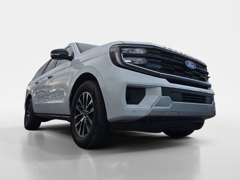 Used 2025 Ford Expedition Max Platinum image 25