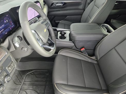 New 2026 Chevrolet Suburban Premier w/ Sun And Tow Package RWD image 15