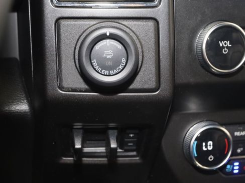 Used 2021 Ford Expedition Max Limited AWD/4WD image 32
