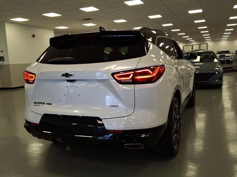 Certified 2023 Chevrolet Blazer RS w/ Driver Confidence II Package image 6