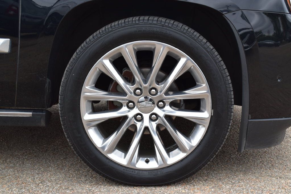 Used 2019 Cadillac Escalade Premium Luxury AWD/4WD image 4