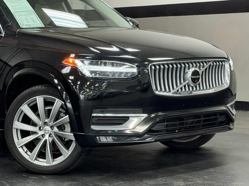 Used 2023 Volvo XC90 B6 Plus AWD/4WD image 3