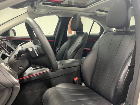 Used 2025 Mercedes-Benz E 350 4MATIC Sedan image 22