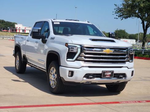 New 2026 Chevrolet Silverado 2500 High Country w/ High Country Premium Package AWD/4WD image 2