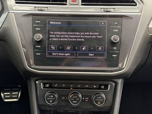 Used 2021 Volkswagen Tiguan SEL image 14