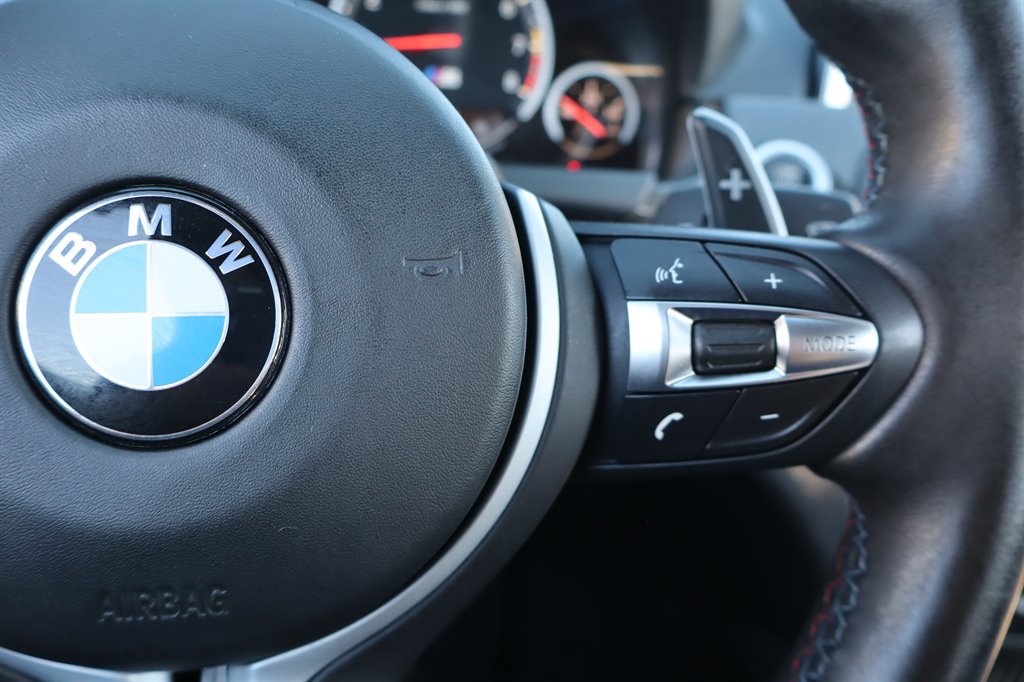 Used 2015 BMW M6 Convertible RWD image 56