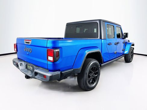 Used 2022 Jeep Gladiator Sport image 9