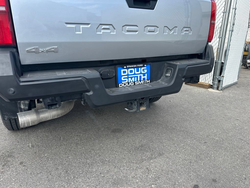 Used 2024 Toyota Tacoma SR w/ SR Upgrade Package AWD/4WD image 6