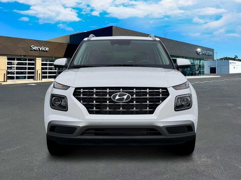 New 2026 Hyundai Venue SEL image 13