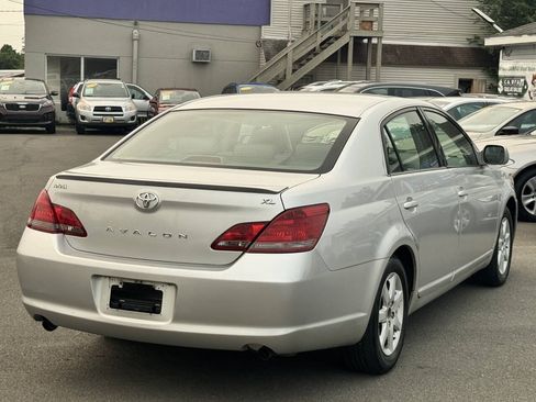 Used 2008 Toyota Avalon XL FWD image 7