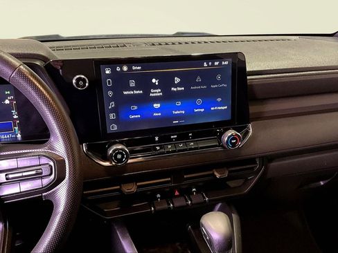 Used 2023 Chevrolet Colorado W/T image 10