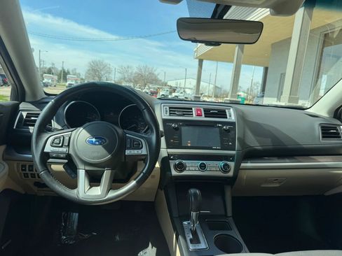 Used 2017 Subaru Legacy 2.5i Limited AWD/4WD image 11