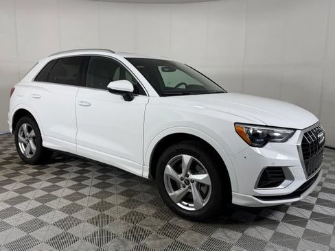 Used 2022 Audi Q3 2.0T Premium AWD/4WD image 5