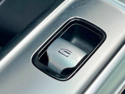Certified 2023 Mercedes-Benz C 300 4MATIC Sedan image 24
