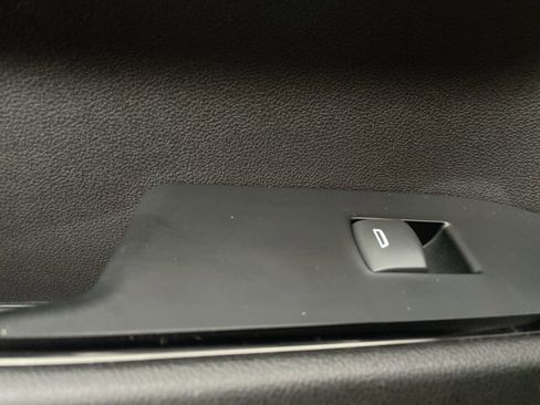 Used 2023 GMC Sierra 1500 AT4 w/ Technology Package image 43