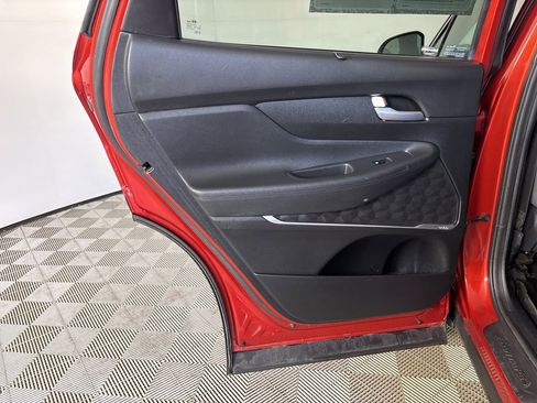 Used 2019 Hyundai Santa Fe SEL image 18