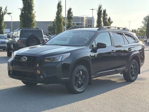 Certified 2024 Subaru Outback Wilderness AWD/4WD image 7